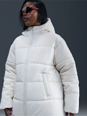 Nike Women's Off White Women's Therma-FIT Loose Hooded Parka Size: XS (0–2) NWT